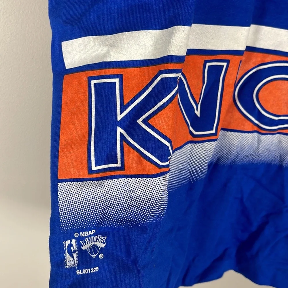 New NY Knicks All Over Print 18-20 Boys Shirt - Picture 4 of 6